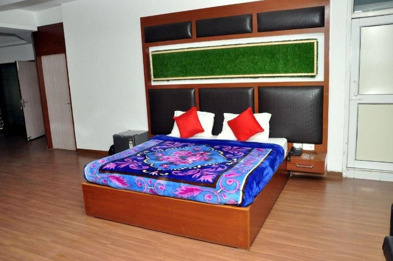 Hotel Bliss image