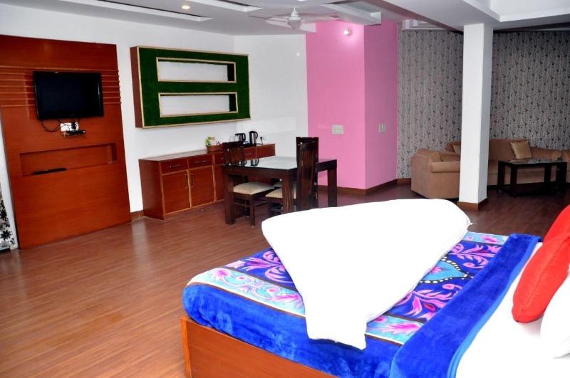 Hotel Bliss image