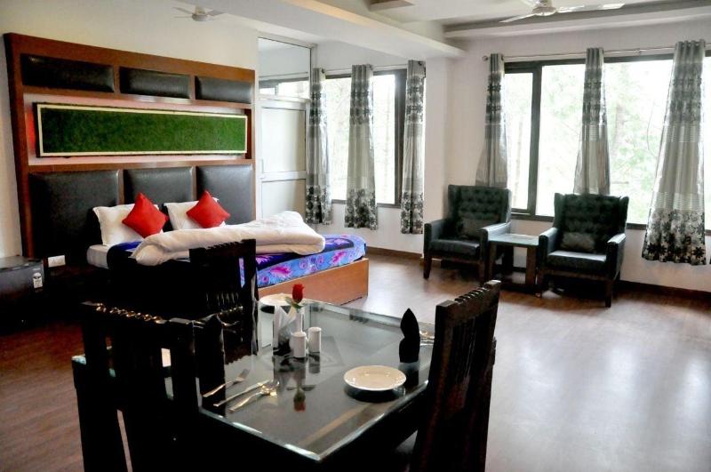 Hotel Bliss image