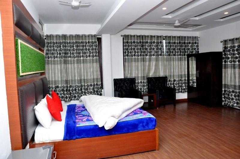 Hotel Bliss image