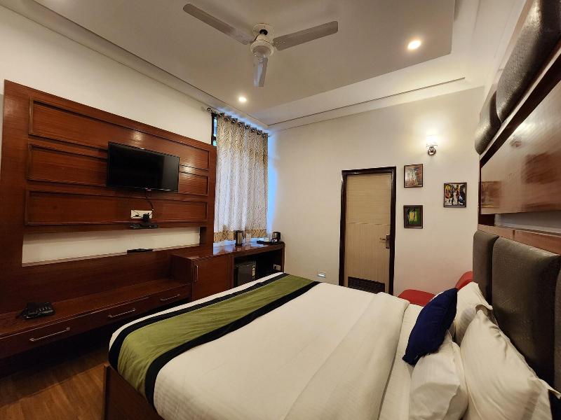 Hotel Bliss image