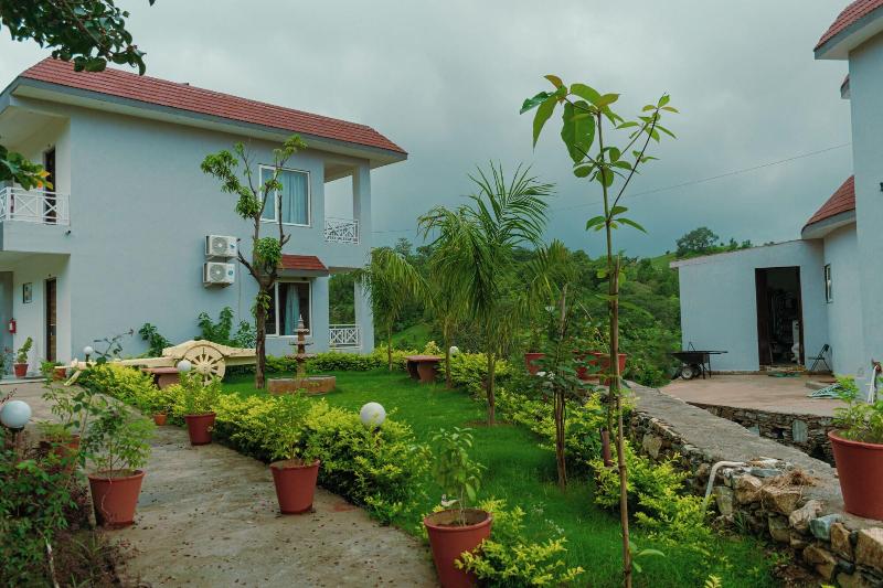 The Sky Imperial Pavoreal Jungle Resort image