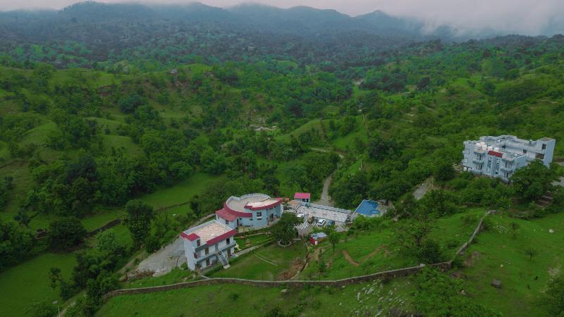 The Sky Imperial Pavoreal Jungle Resort image