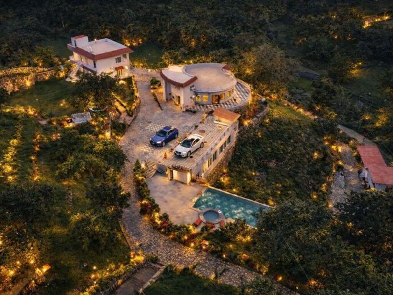 The Sky Imperial Pavoreal Jungle Resort image