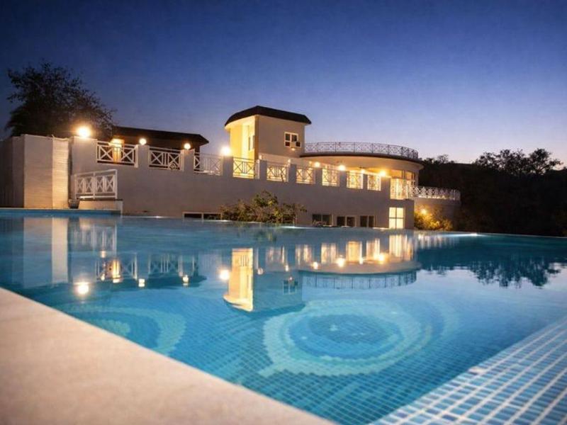 The Sky Imperial Pavoreal Jungle Resort image