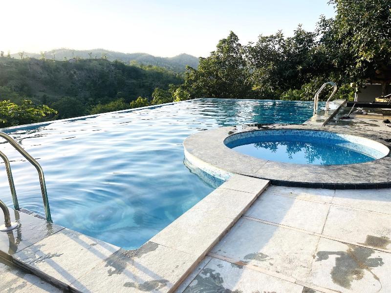 The Sky Imperial Pavoreal Jungle Resort image