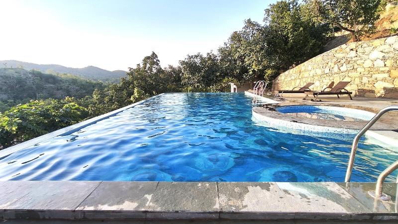 The Sky Imperial Pavoreal Jungle Resort image