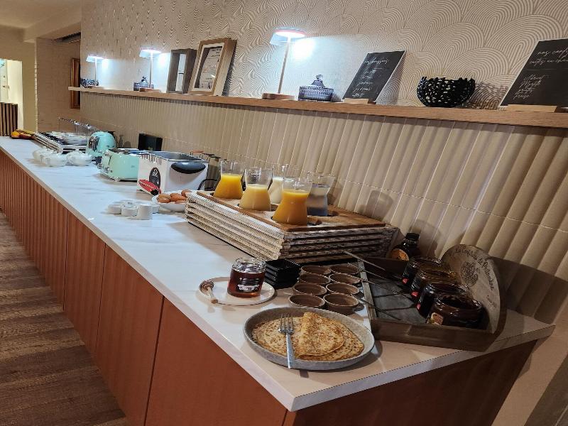 Hotel Nell image