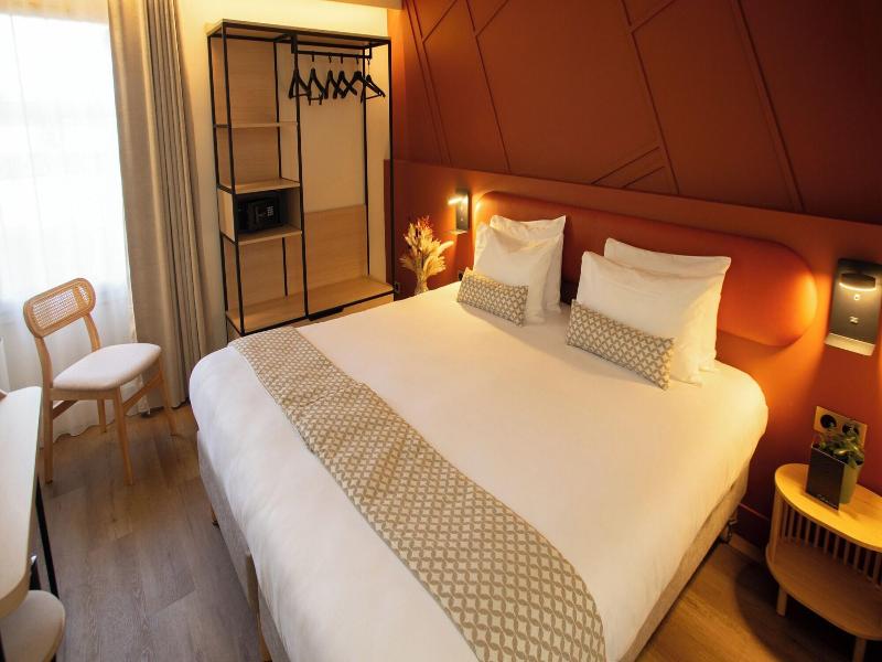 Hotel Nell image