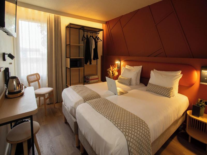 Hotel Nell image