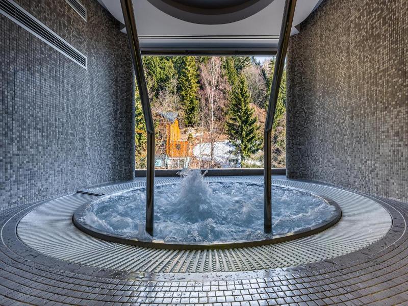 Hotel Pecr Well image