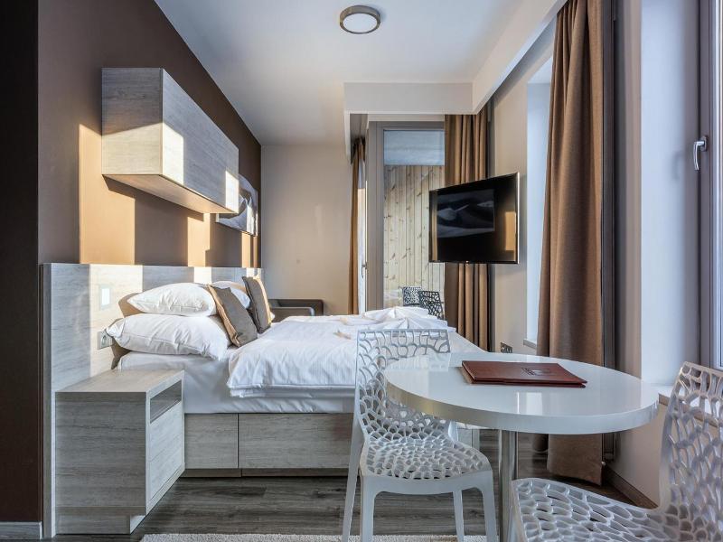 Hotel Pecr Well image