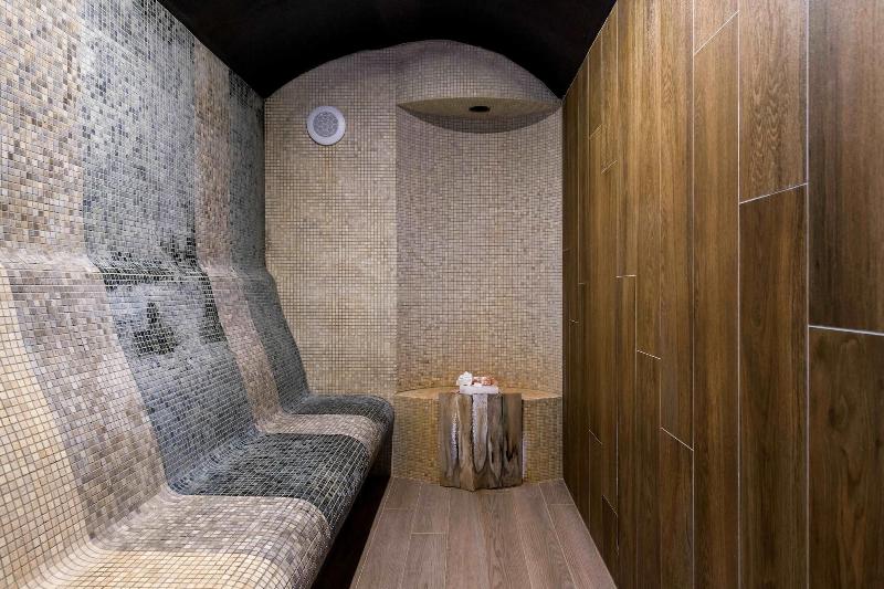 Hotel Pecr Well image