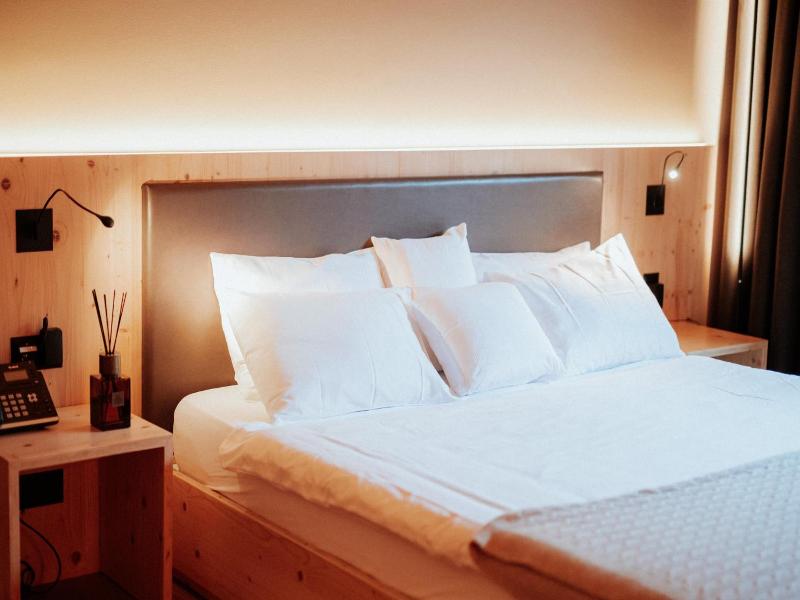 Campra Alpine Lodge Spa image
