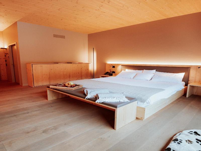 Campra Alpine Lodge Spa image