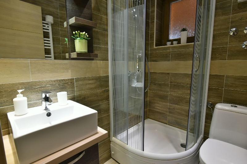 Villa Natural Wood image