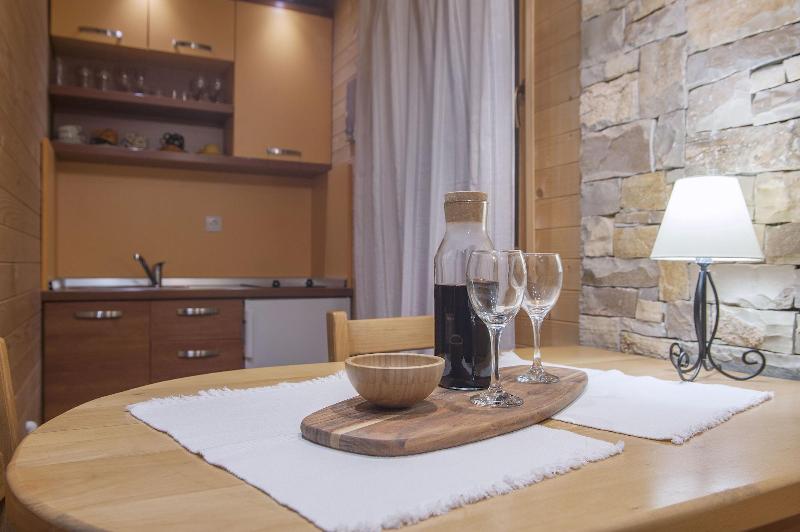 Villa Natural Wood image