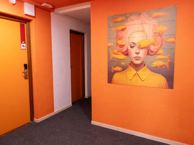 Côté Lac Hostel image