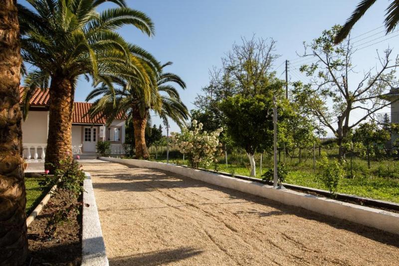 Paradise Village - Image 1