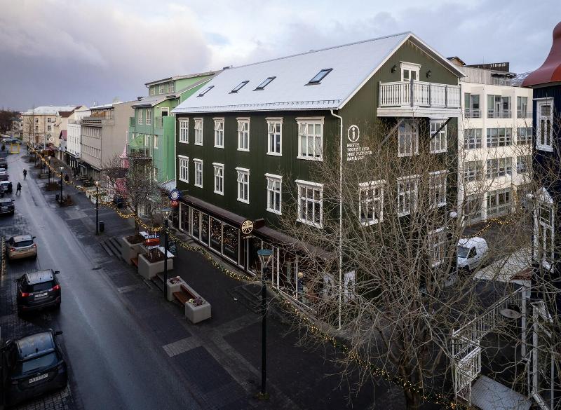 Akureyri Backpackers image