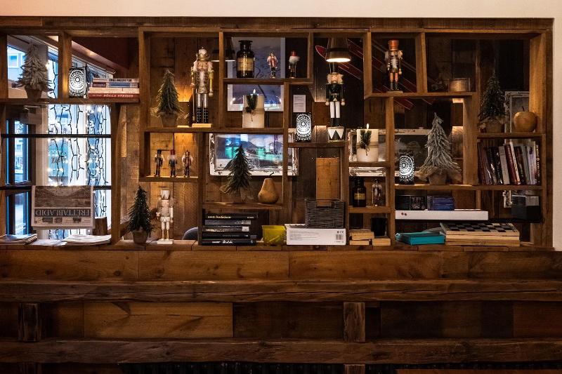Akureyri Backpackers image