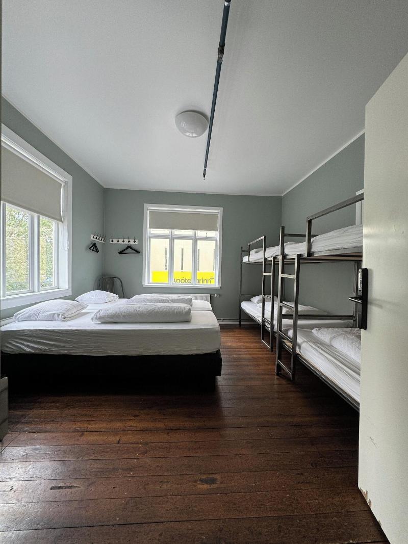 Akureyri Backpackers image