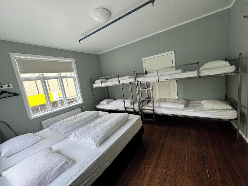 Akureyri Backpackers image
