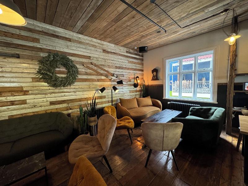 Akureyri Backpackers image
