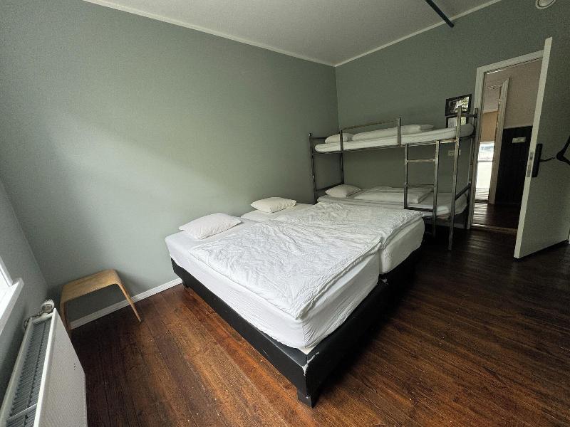 Akureyri Backpackers image