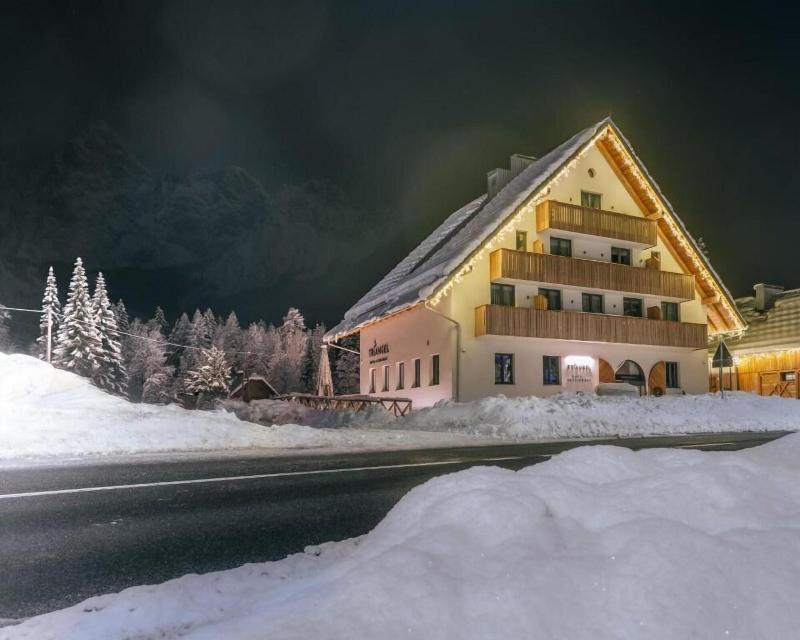 Triangel Boutique Hotel image