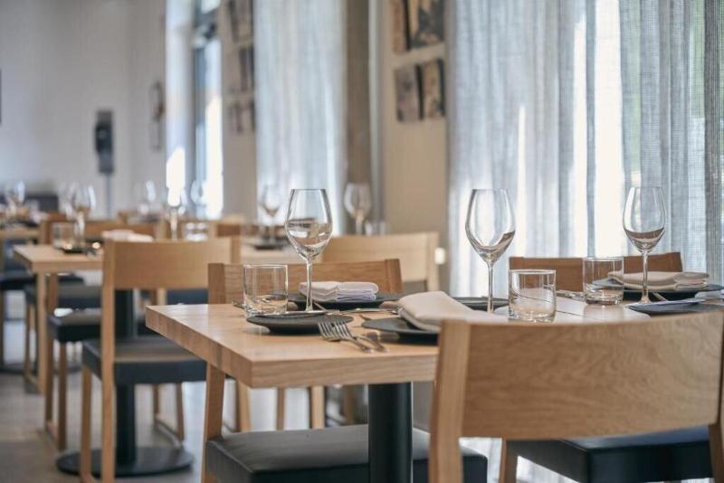 Triangel Boutique Hotel image