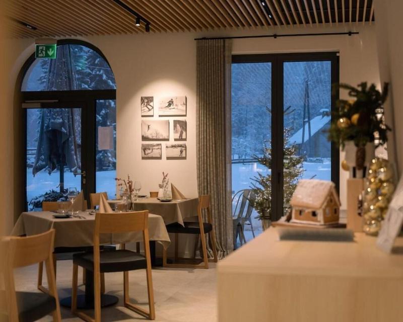 Triangel Boutique Hotel image