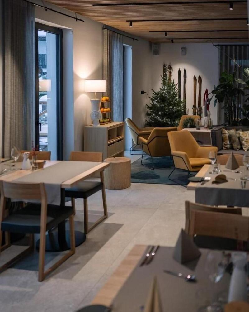 Triangel Boutique Hotel image