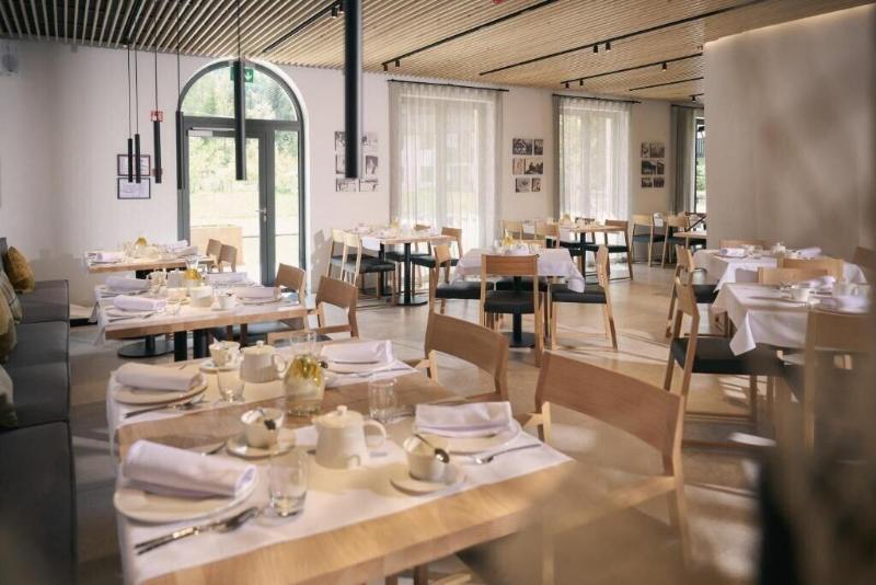 Triangel Boutique Hotel image