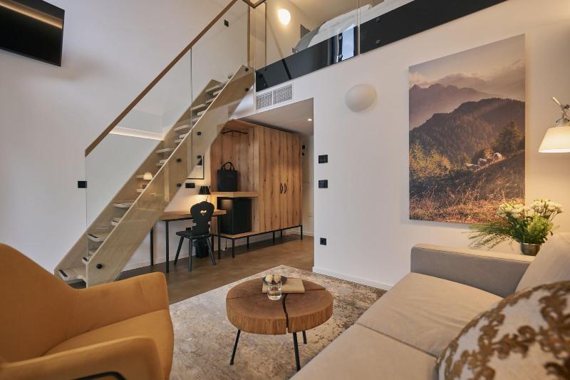 Triangel Boutique Hotel image