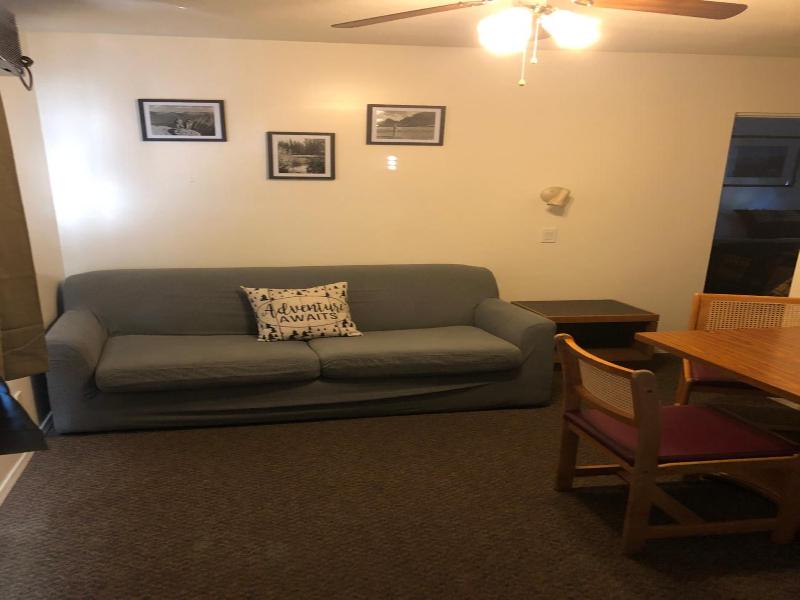 Mountain Springs Motel image
