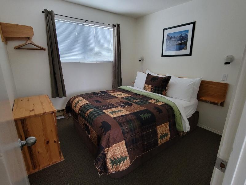 Mountain Springs Motel image
