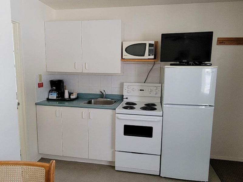Mountain Springs Motel image