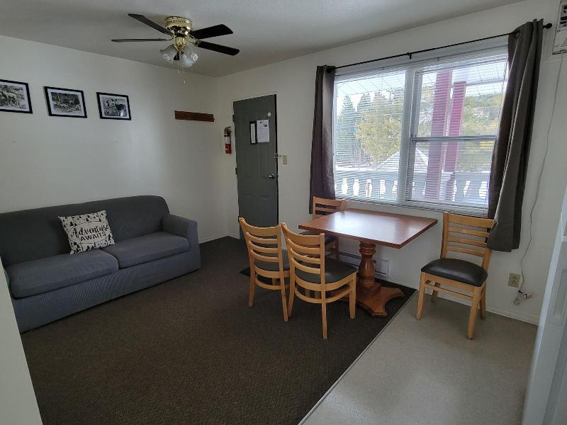 Mountain Springs Motel image
