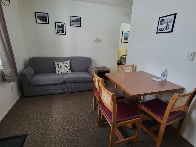Mountain Springs Motel image