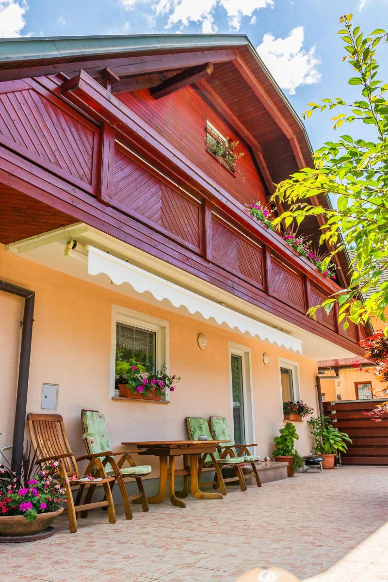 Villa Nena image