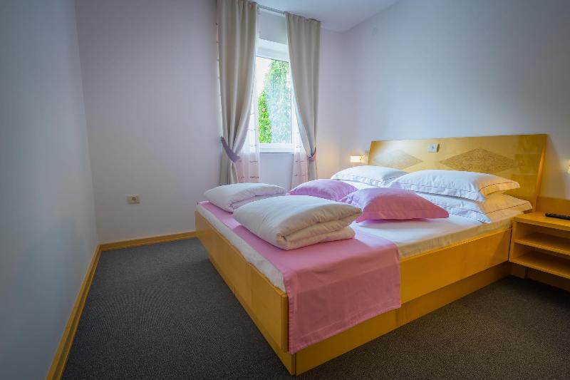 Villa Nena image