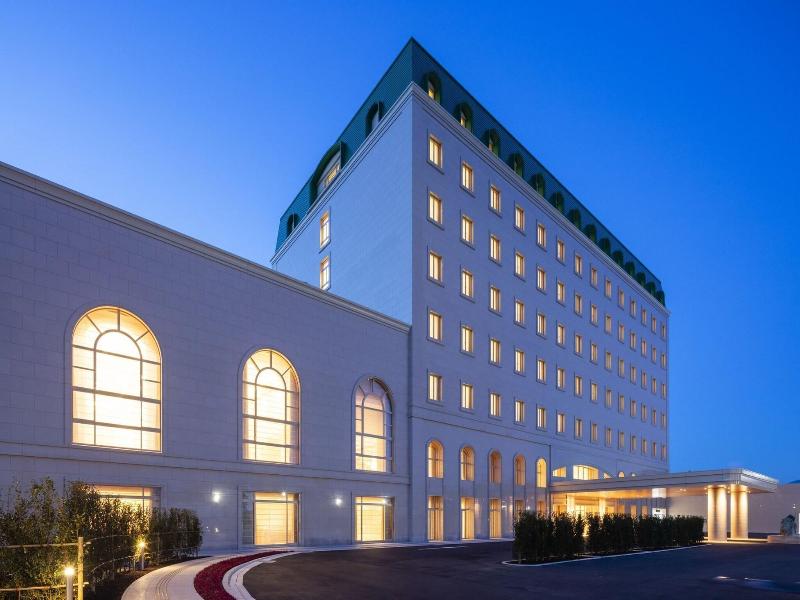 Grand Empire Hotel image