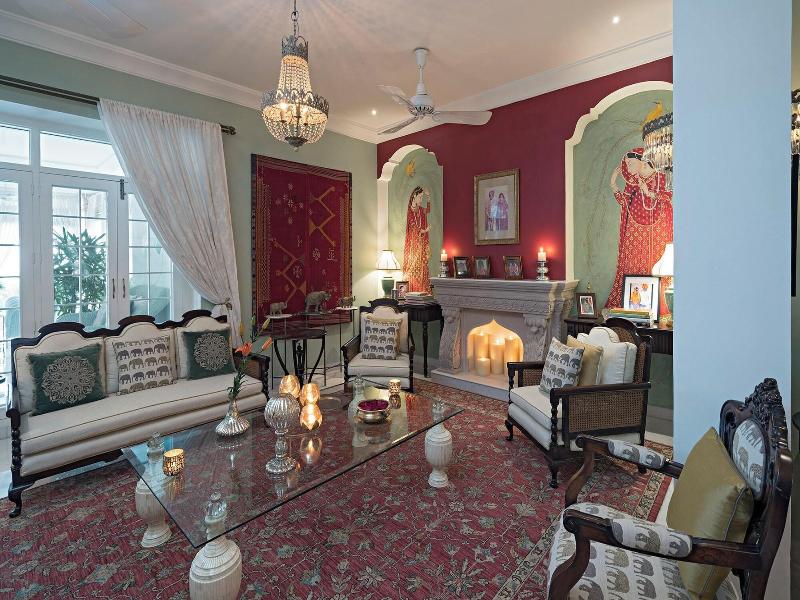 The Rohet House image