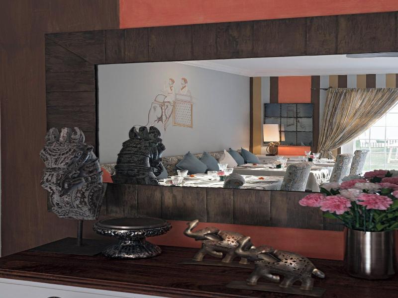 The Rohet House image