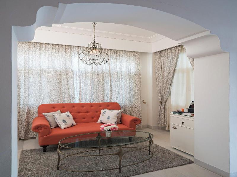The Rohet House image