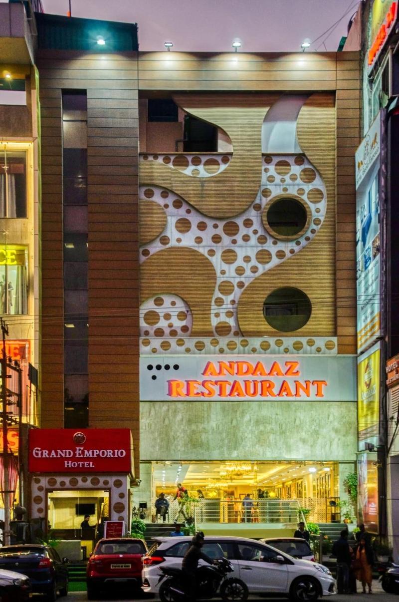 Emporio Hotel