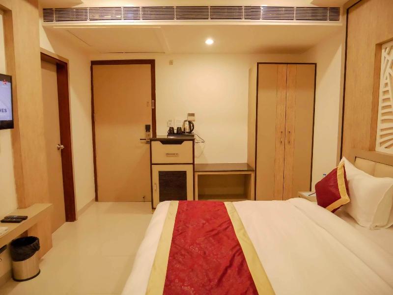 Emporio Hotel — photo 9