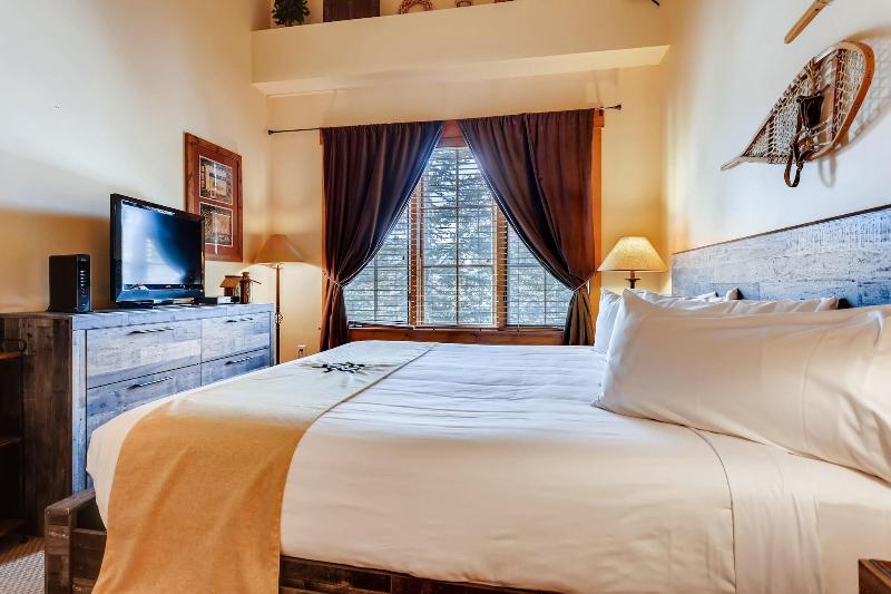 The Springs Condos By Keystone Resort image