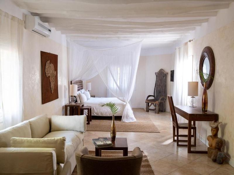Lion In The Sun Boutique Hotel & Spa image